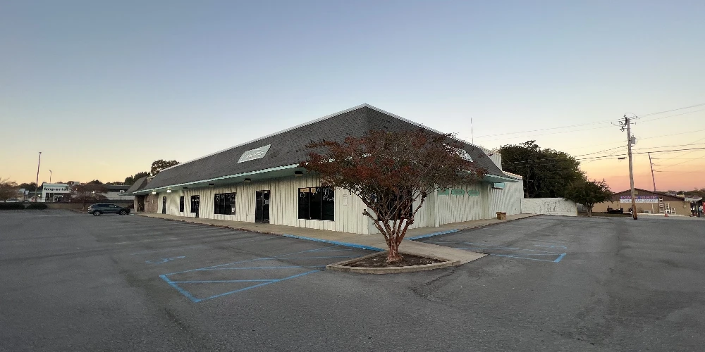 College Park Shopping Center - Out Parcel 