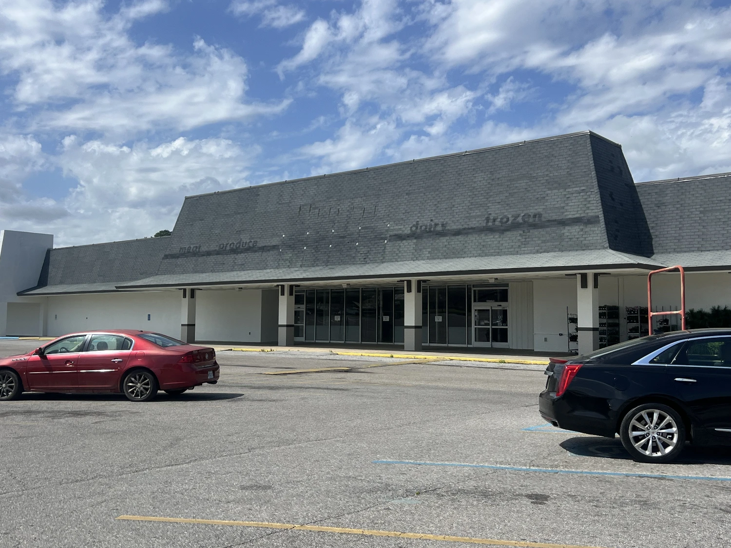 College Park Shopping Center - Meridian