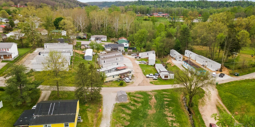 2659 2nd St , Hurricane, WV for sale