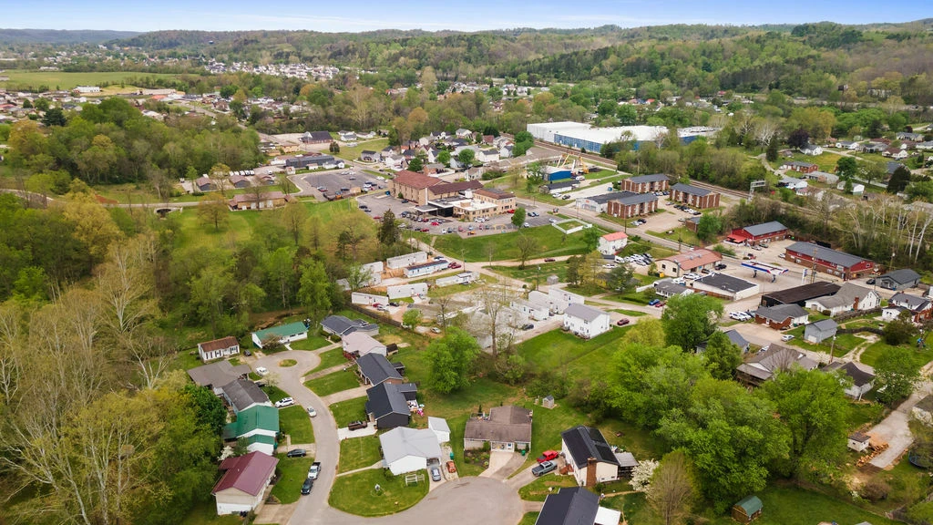 2659 2nd St , Hurricane, WV for sale