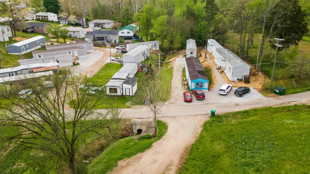 2659 2nd St , Hurricane, WV for sale