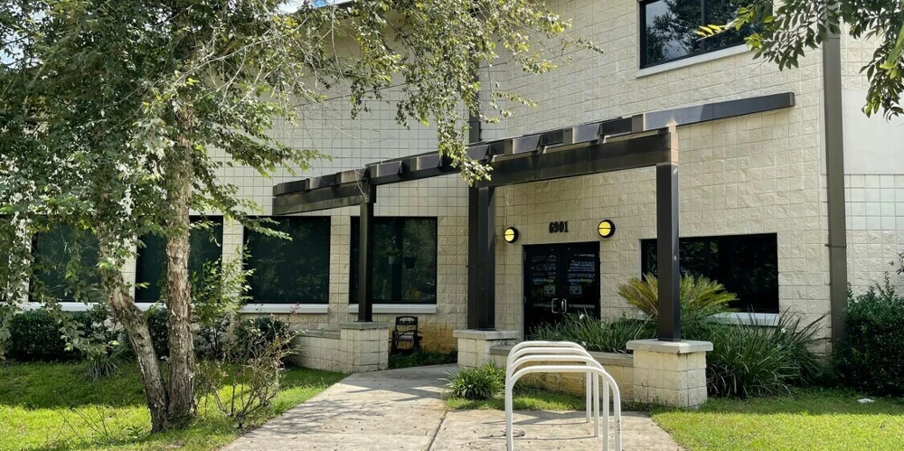 6901 SW 24th Ave - Infinite Energy 