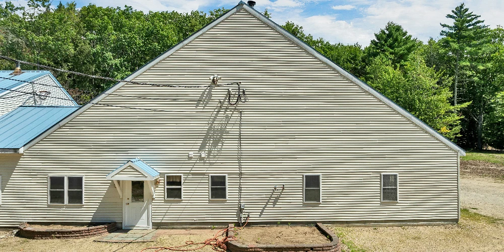147 Middle Rd, Center Tuftonboro, NH for sale