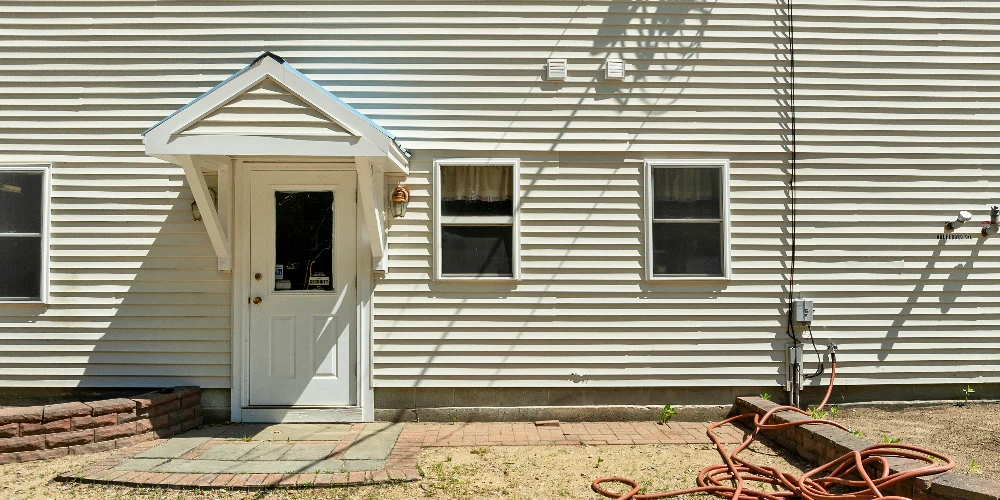 147 Middle Rd, Center Tuftonboro, NH for sale