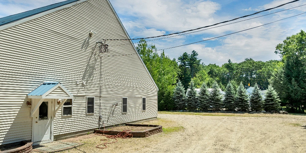 147 Middle Rd, Center Tuftonboro, NH for sale