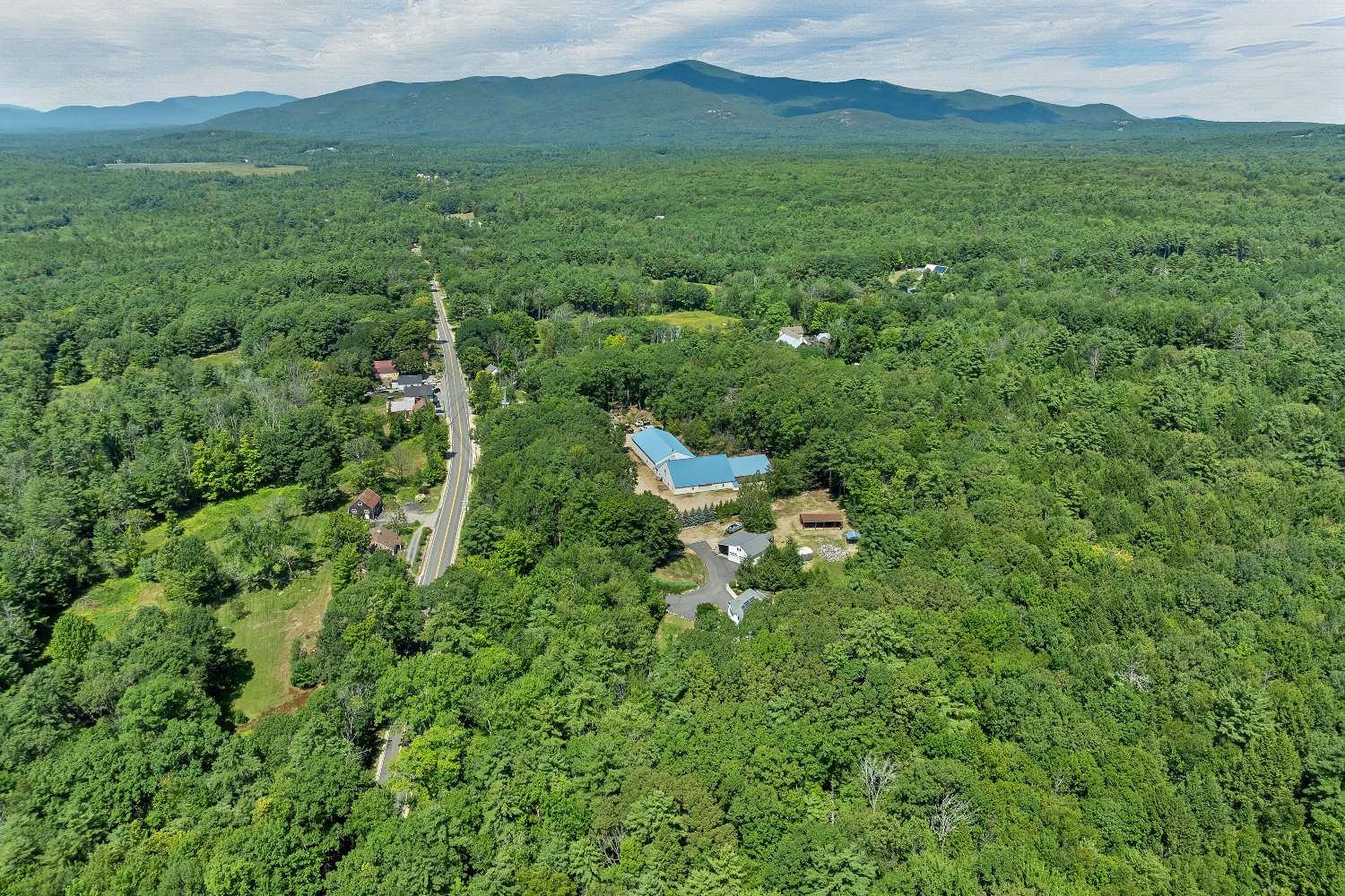 147 Middle Rd, Center Tuftonboro, NH for sale