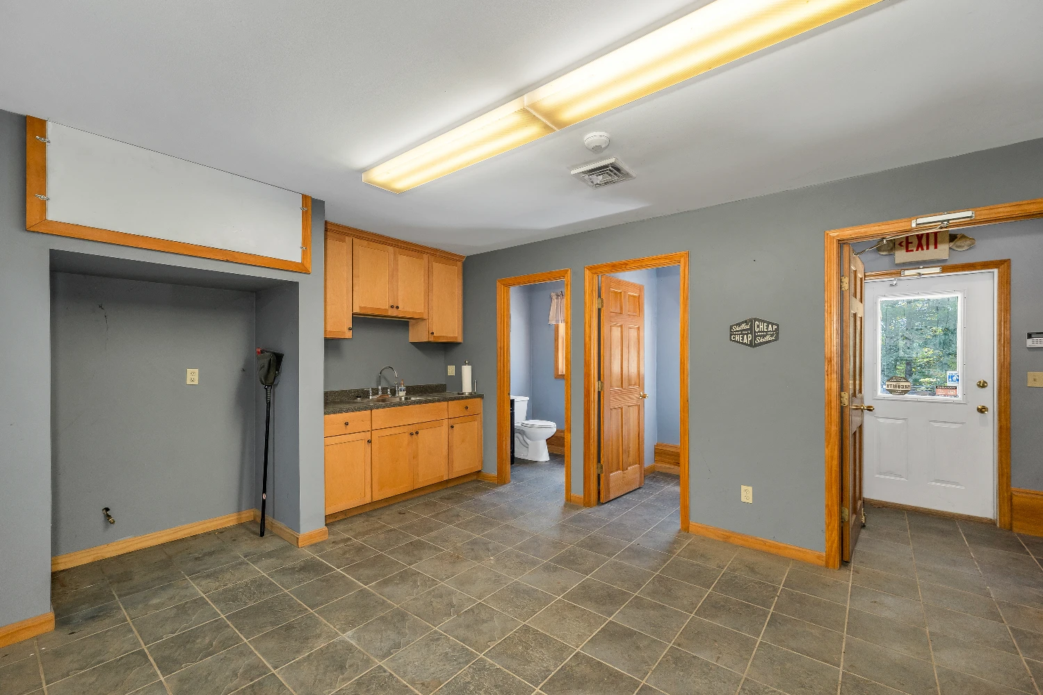 147 Middle Rd, Center Tuftonboro, NH for sale
