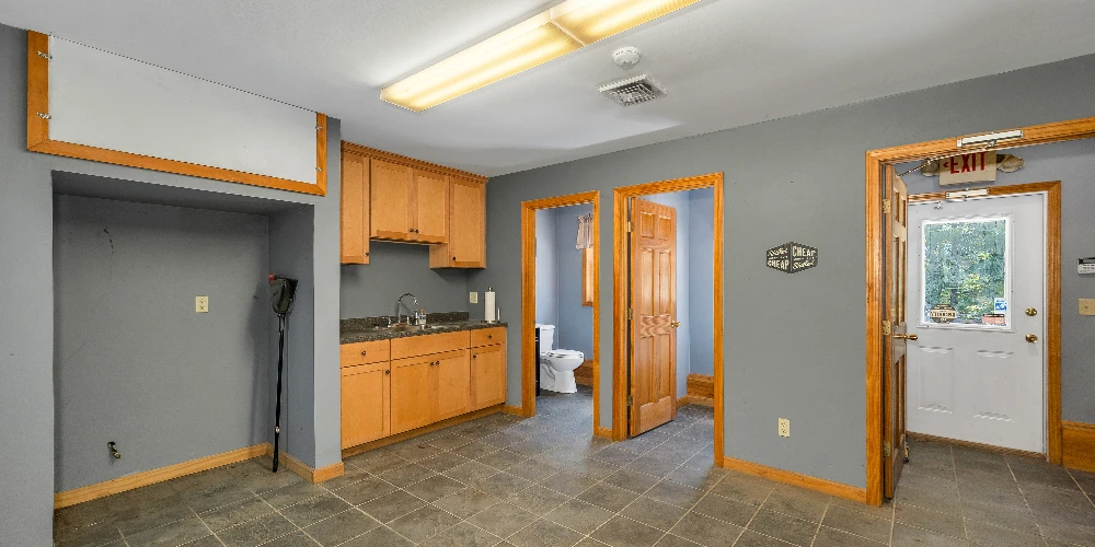 147 Middle Rd, Center Tuftonboro, NH for sale