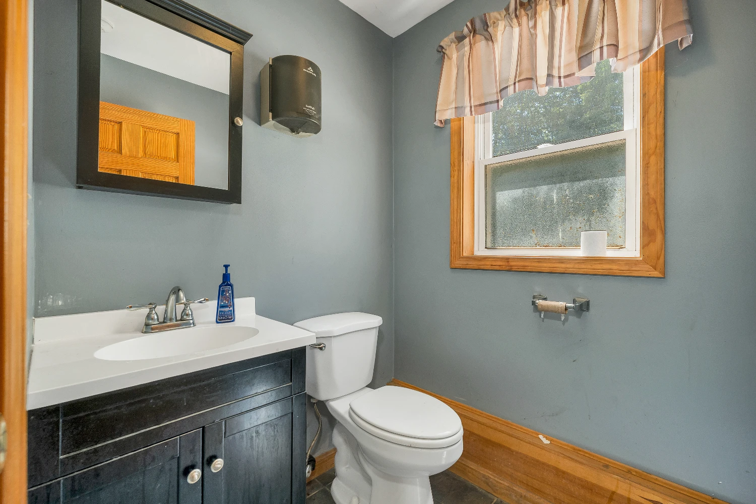 147 Middle Rd, Center Tuftonboro, NH for sale