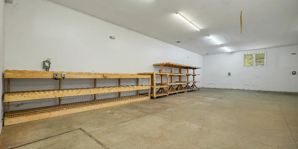 147 Middle Rd, Center Tuftonboro, NH for sale