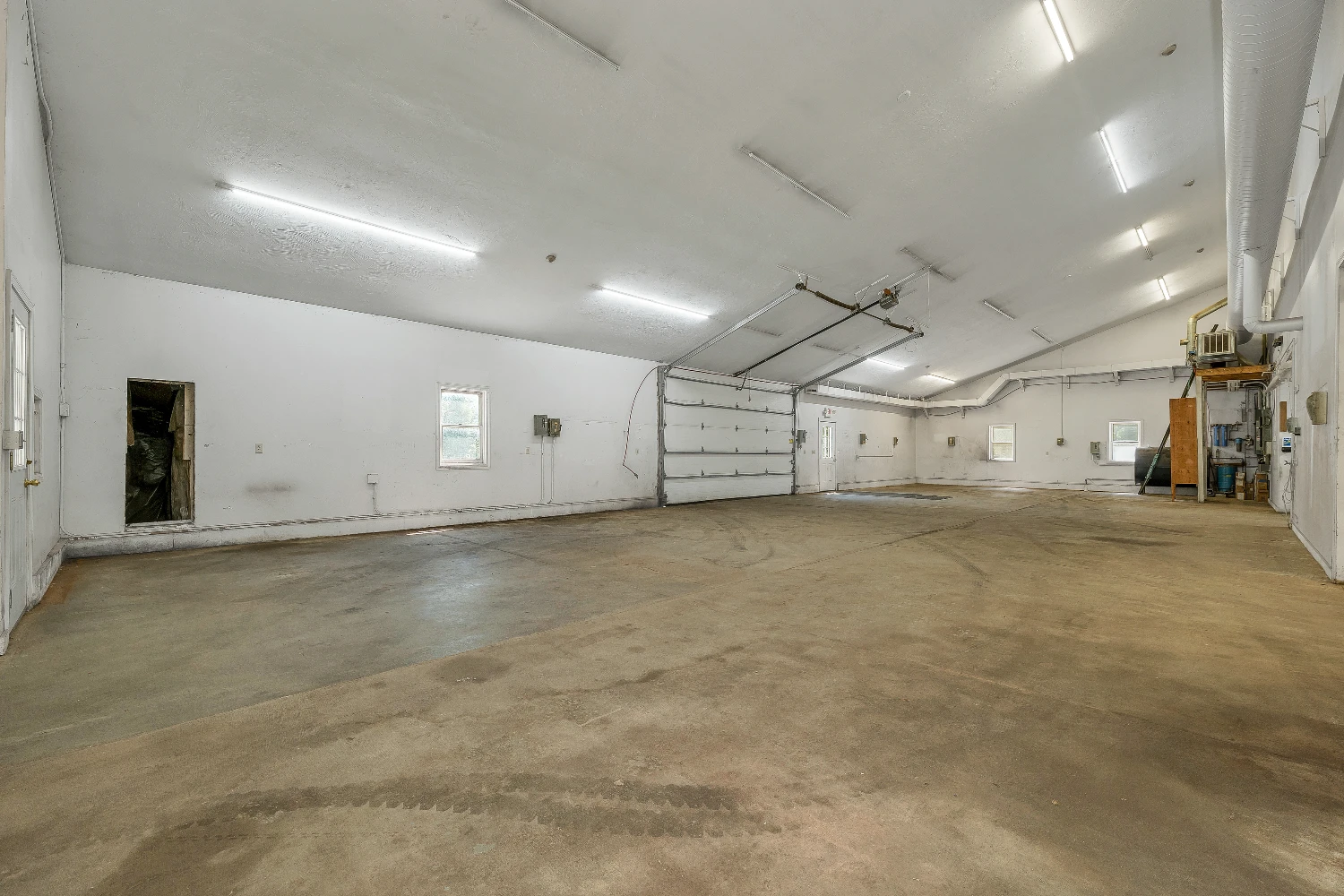 147 Middle Rd, Center Tuftonboro, NH for sale