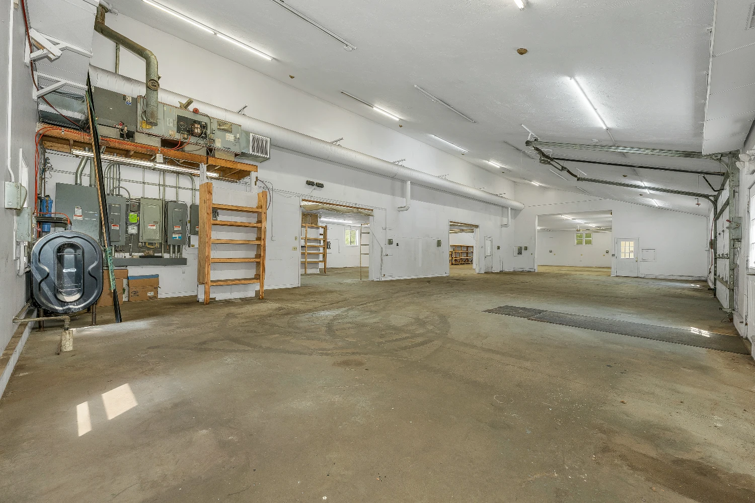 147 Middle Rd, Center Tuftonboro, NH for sale