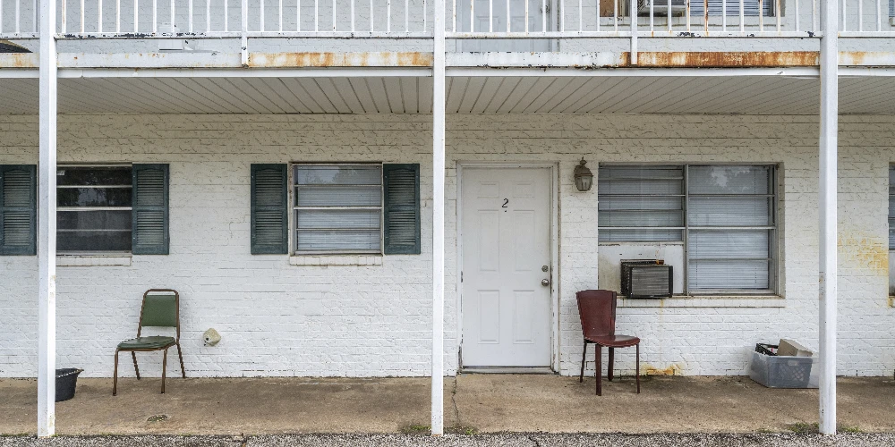 Riviera Apartments