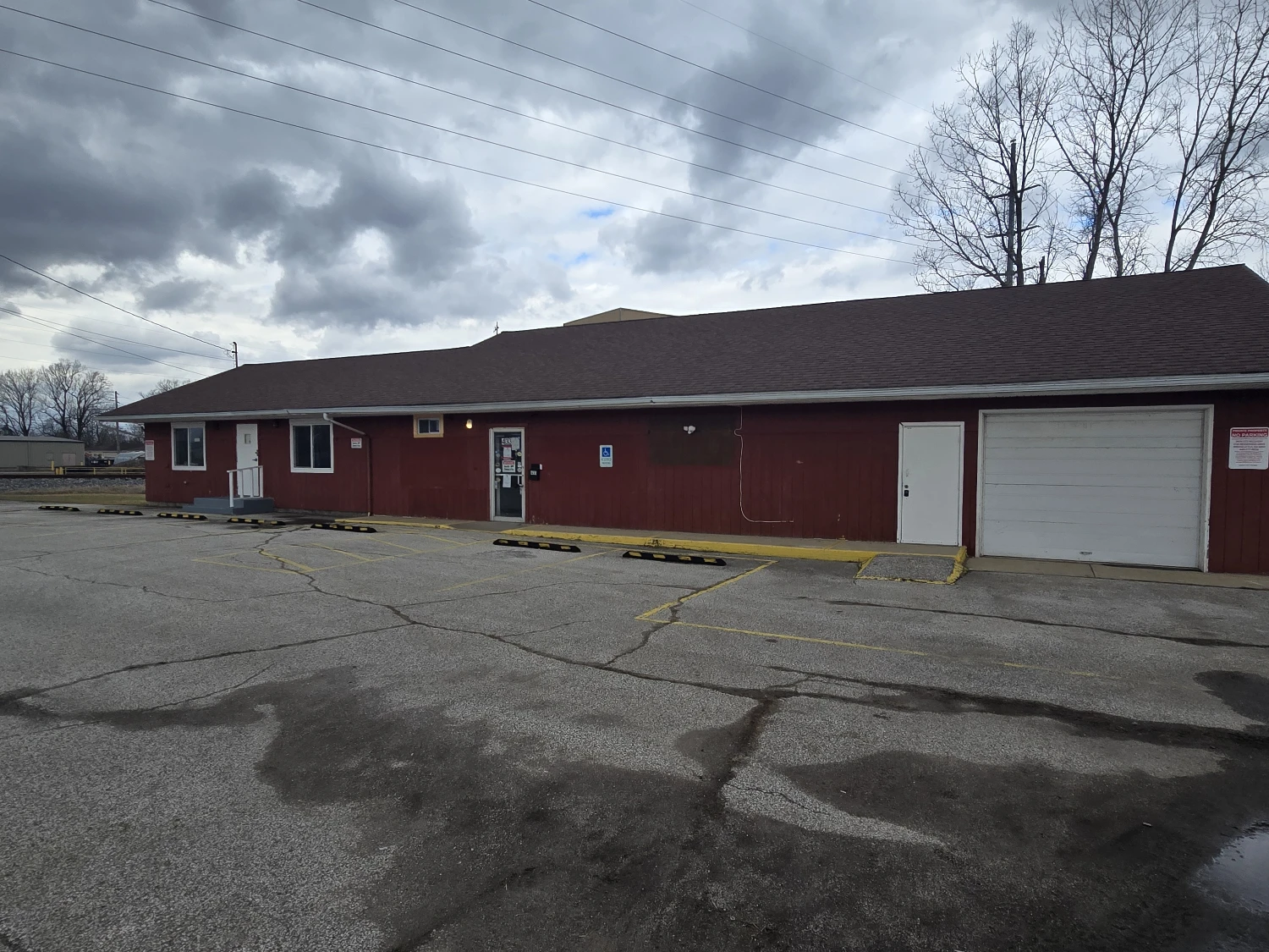 433 Oberlin Rd, Elyria, OH for sale