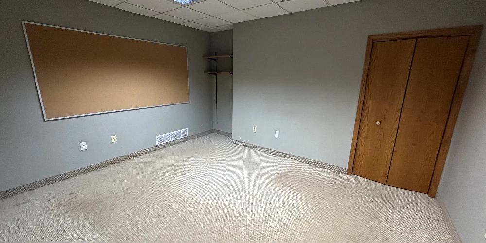 7 Demma Dr, Le Roy, IL for sale