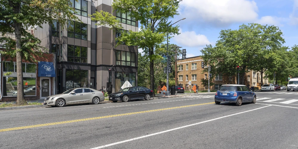 Retail Property Fit for Medical office, Dental Practice, Urgent Care, Coffee Shop, Fitness Center, Furniture Store