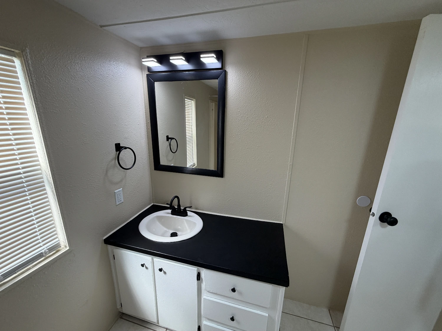 Stabilized 24-Unit Multifamily Investment