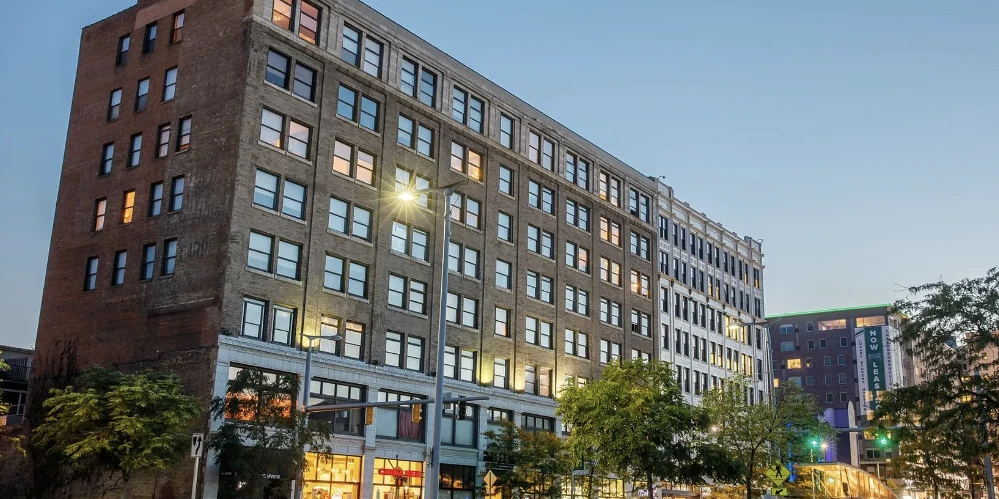 1900 The Lofts