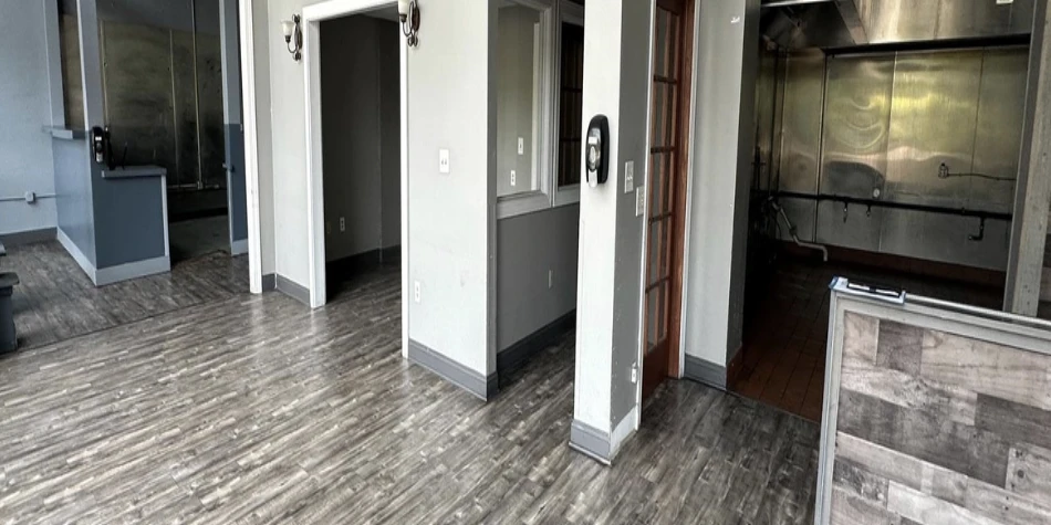 1900 The Lofts