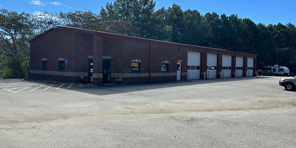 Auto Repair Building on ±2.65 AC