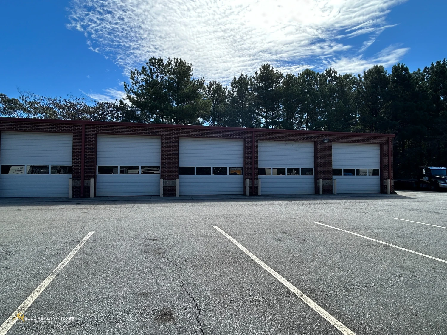 Auto Repair Building on ±2.65 AC
