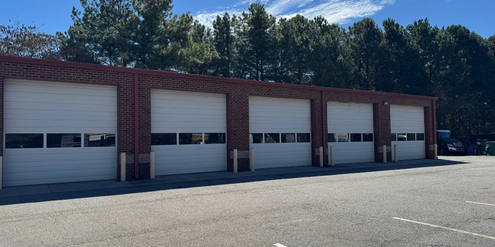 Auto Repair Building on ±2.65 AC