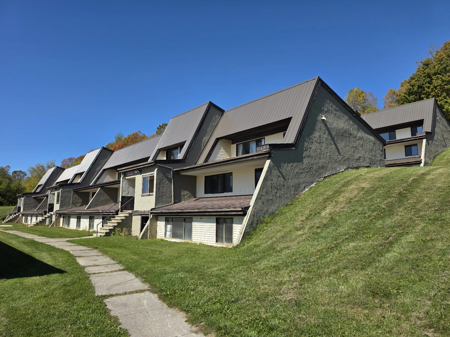 Campus Hill Apartments