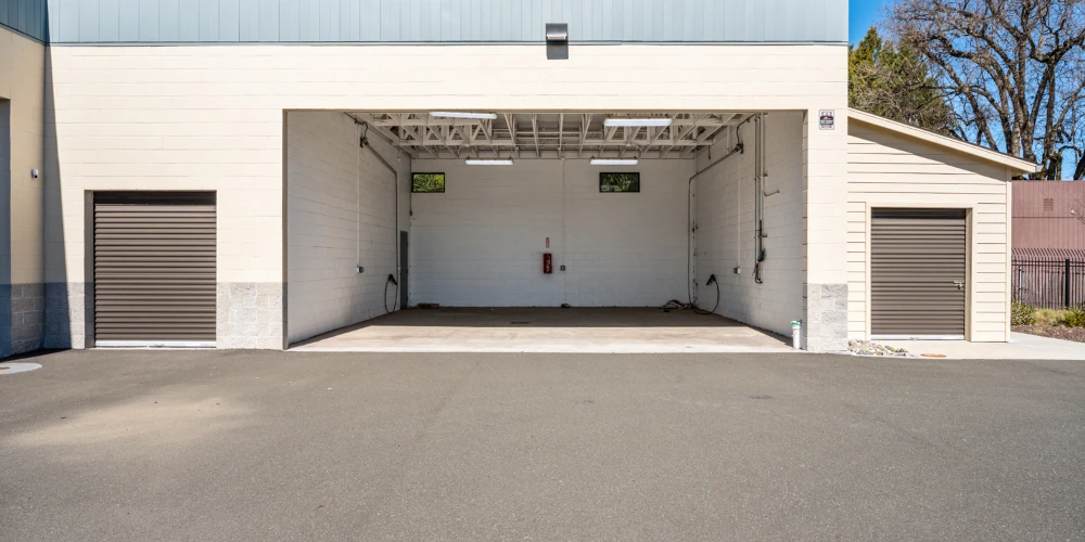 Nearly New Industrial Property on Acreage