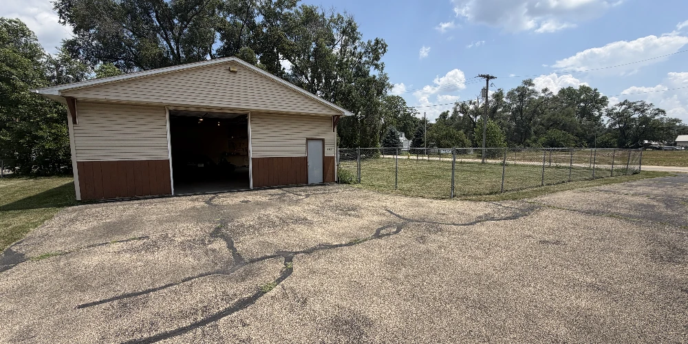 107 Sanford St, East Peoria, IL for sale