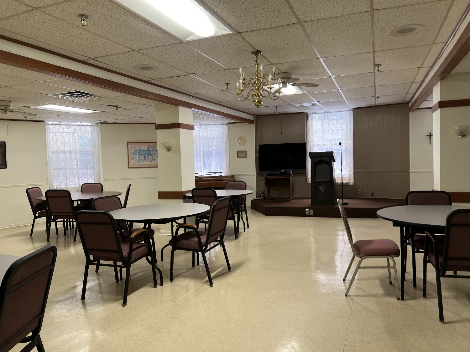 1301 Northeast Glendale Avenue, Peoria, IL for sale