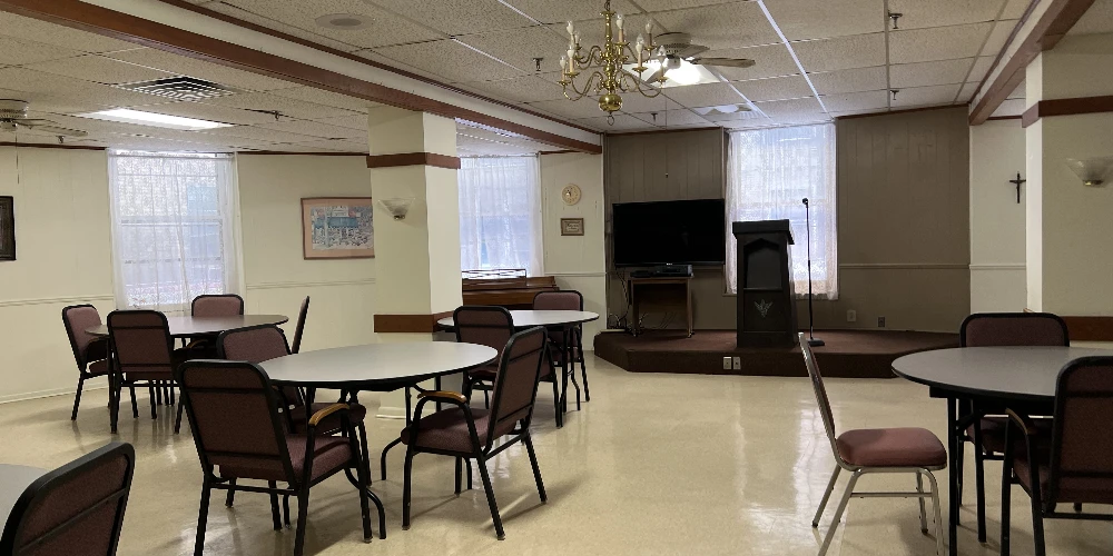1301 Northeast Glendale Avenue, Peoria, IL for sale
