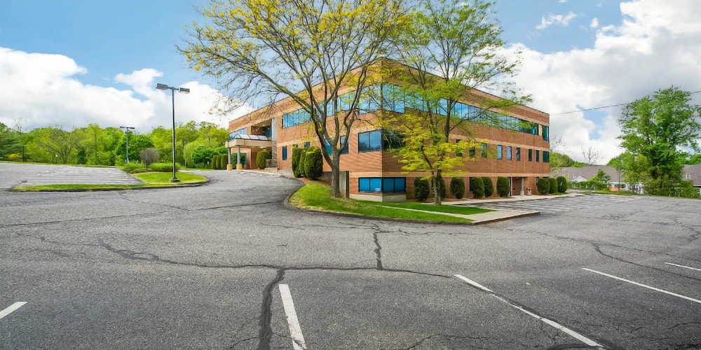 60 Old New Milford Rd Ste 1 E, Brookfield, CT for sale