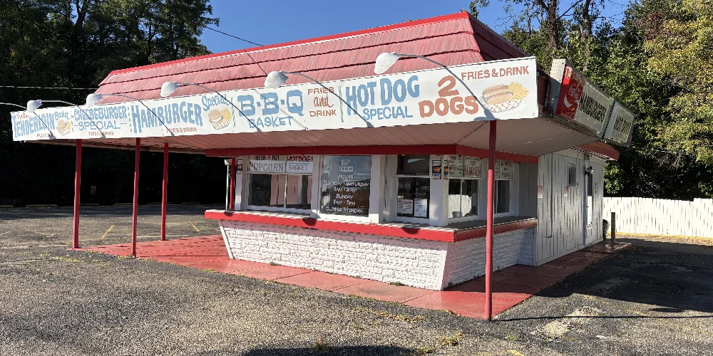 Lou's Drive In